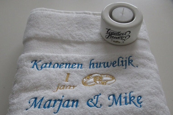 Het beste cadeau voor ene man als je 1 jaar bent getrouwd! €15.99