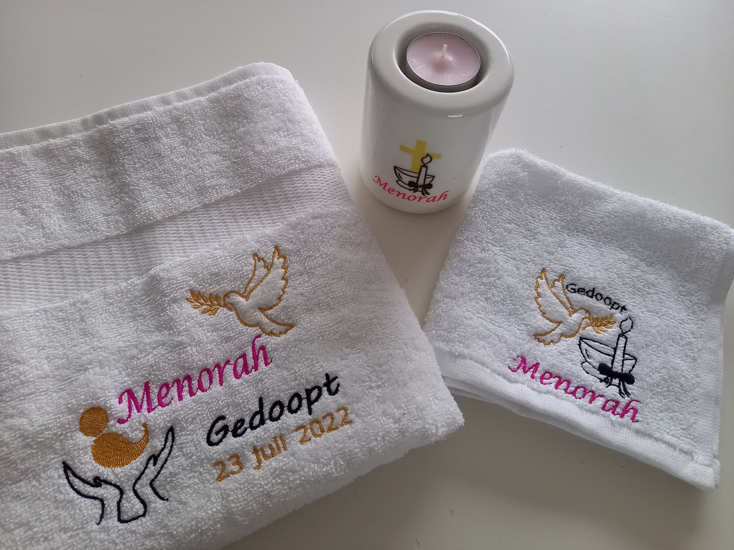 Gepersonaliseerd doop cadeau, origineel kado rechtstreeks verzonden.