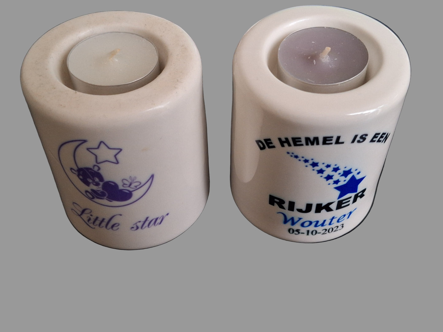 scherpe fotobedrukking op een keramische gedenkkaars houder