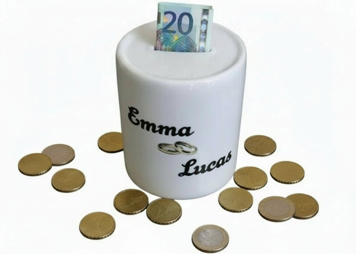 Spaarpot met namen en trouwringen. Cadeau tip voor al je een geld bedrag wilt geven