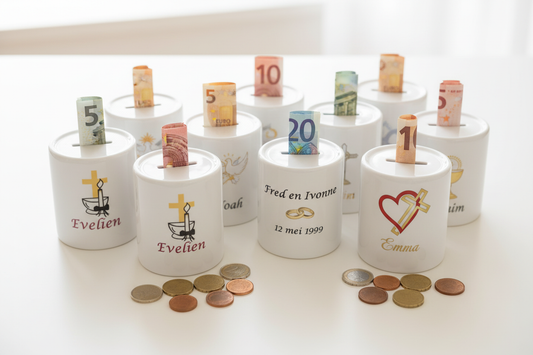 Geld op een leuke manier cadeau geven Spaarpotten met naam