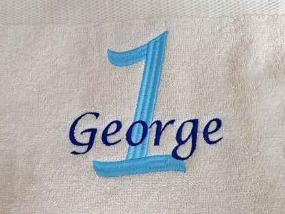 1 jaar cadeau met naam en leeftijd - Gepersonaliseerd Cadeau - In-house Geborduurd
