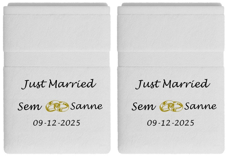 Just Married Cadeau met Namen - Gepersonaliseerd Cadeau - In-house Geborduurd