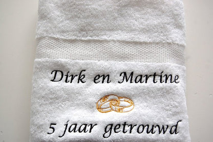 5 jaar getrouwd cadeau met namen - Gepersonaliseerd Cadeau - In-house Geborduurd