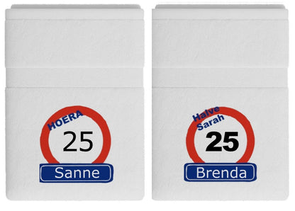 Halve Sarah 25 jaar handdoek met naam - Gepersonaliseerd Cadeau - In-house Geborduurd