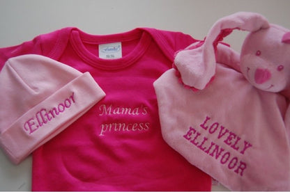 Romper met naam - Gepersonaliseerd Cadeau - In-house Geborduurd
