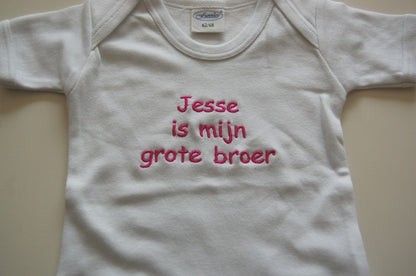 Romper met naam - Gepersonaliseerd Cadeau - In-house Geborduurd