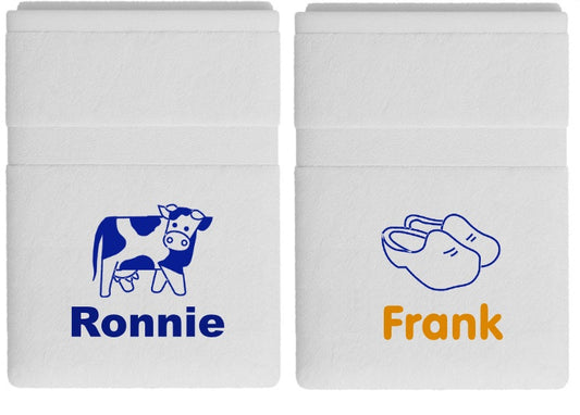 Delfts Blauw Cadeau – Handdoek met Naam en Hollandse Symbolen - Gepersonaliseerd Cadeau - In-house Geborduurd