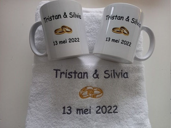 Gastendoek met namen en trouwdatum