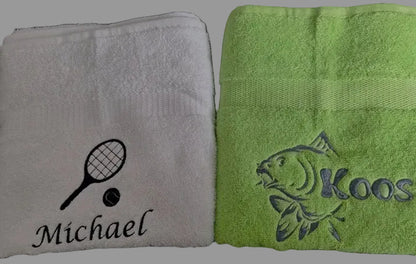 Karper vissen handdoek met naam - Gepersonaliseerd Cadeau - In-house Geborduurd