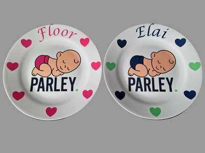 Kinderbordje met logo - Gepersonaliseerd Cadeau - In-house Geborduurd