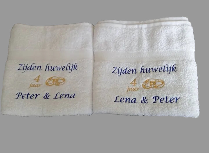 Zijden huwelijk cadeau | 4 jaar getrouwd - Gepersonaliseerd Cadeau - In-house Geborduurd