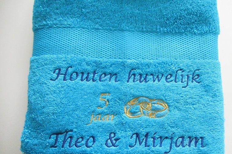 Houten huwelijk cadeau | 5 jaar getrouwd - Gepersonaliseerd Cadeau - In-house Geborduurd