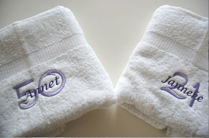 50 Jaar Cadeau met Naam en Leeftijd Sarah - Gepersonaliseerd Cadeau - Geborduurd