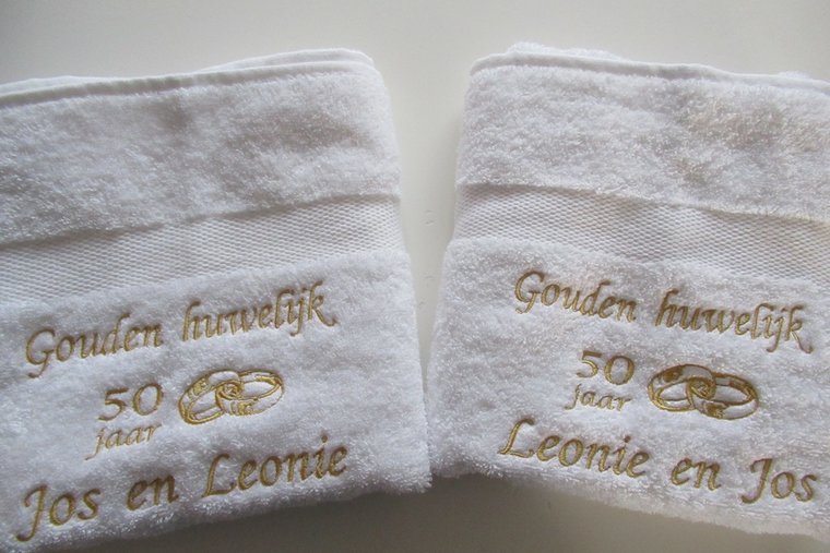 Gouden huwelijk cadeau | 50 jaar getrouwd | persoonlijk met naam en ringen