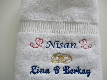 Verloofd Cadeau met Namen - Gepersonaliseerd Cadeau - In-house Geborduurd