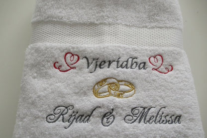 Verloofd Cadeau met Namen - Gepersonaliseerd Cadeau - In-house Geborduurd