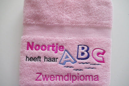 Zwemdiploma ABC cadeau met Naam - Gepersonaliseerd Cadeau - In-house Geborduurd