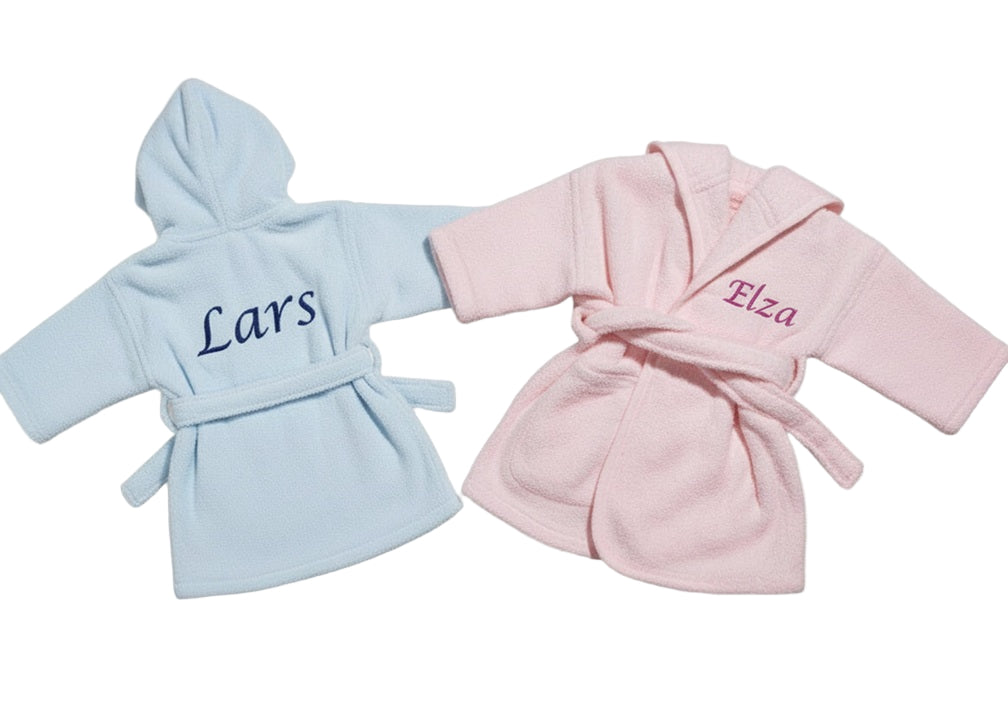 Baby badjas met naam | Kraamcadeau | Borduurkado
