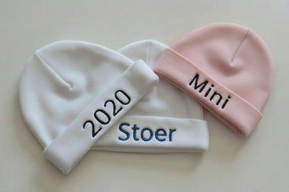 Babymuts met jaartal