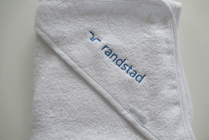 Badcape met logo - Gepersonaliseerd Cadeau - In-house Geborduurd