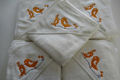 Badcape met logo - Gepersonaliseerd Cadeau - In-house Geborduurd