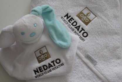 Badcape met logo - Gepersonaliseerd Cadeau - In-house Geborduurd