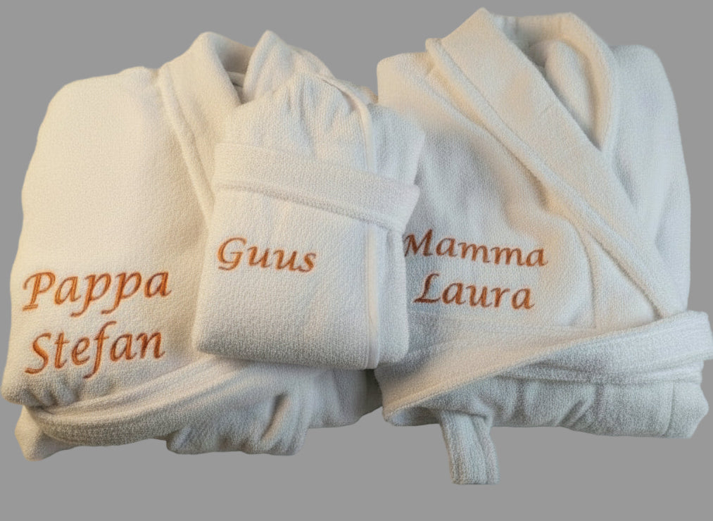 Badjassen bestellen voor het hele gezin | Borduurkado.nl