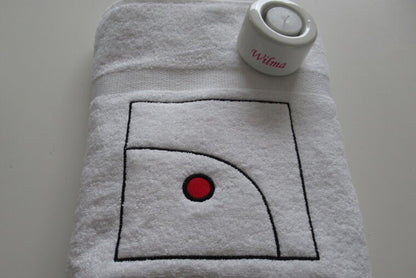 Badlaken of douchlaken met logo - Gepersonaliseerd Cadeau - In-house Geborduurd