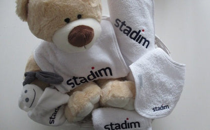 Kraammand met logo - Gepersonaliseerd Cadeau - Borduurkado
