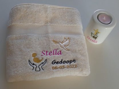 doophanddoek en doopkaars doopcadeau
