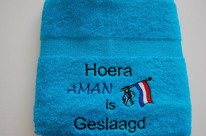 Geslaagd cadeau met naam - Gepersonaliseerd Cadeau - In-house Geborduurd