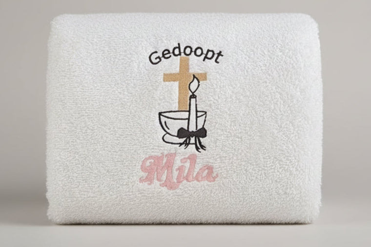 Handdoek met gedoopt symbool