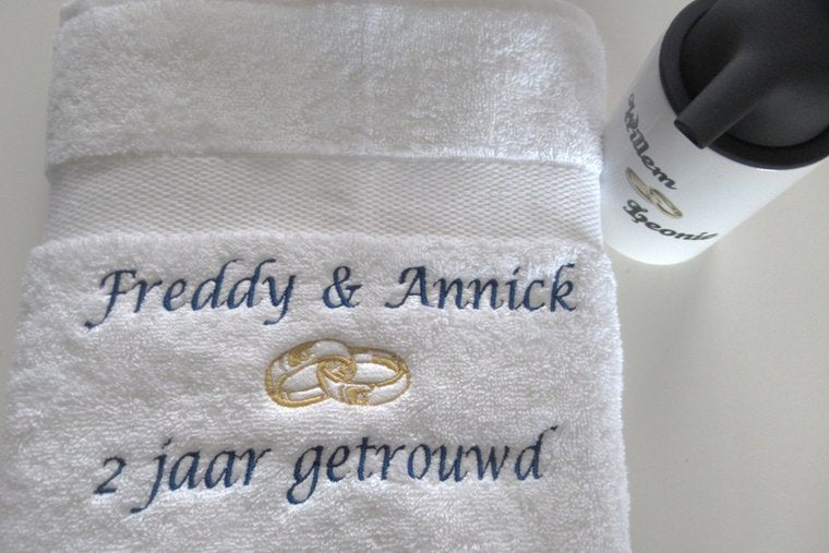 2 jaar getrouwd cadeau met namen - Gepersonaliseerd Cadeau 