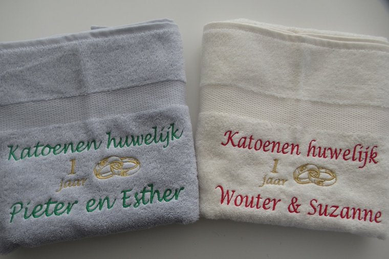 Zoek je een origineel cadeau voor je katoenen huwelijk voor je vrouw. Wij hebben hem al!