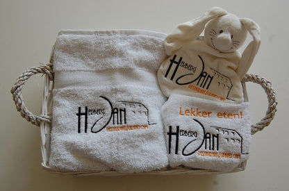 Kraammand met logo - Gepersonaliseerd Cadeau - Borduurkado