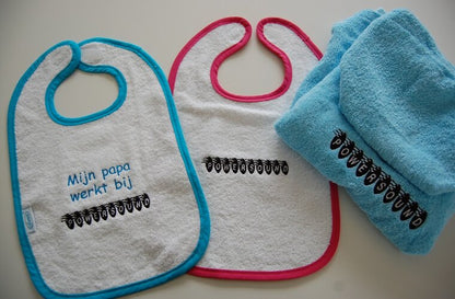 Slabber met logo - Gepersonaliseerd Cadeau - In-house Geborduurd