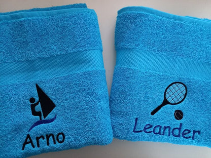 Handdoek met sport embleem en naam laat je mooi borduren bij Borduurkado