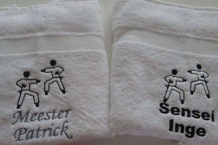 Sporthanddoek Karate | gepersonaliseerd| Borduurkado