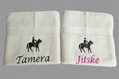 Sporthanddoek paardrijden met naam
