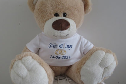 Huwelijksknuffel met Namen & Trouwringen Bruin - Gepersonaliseerd Cadeau - In-house Geborduurd