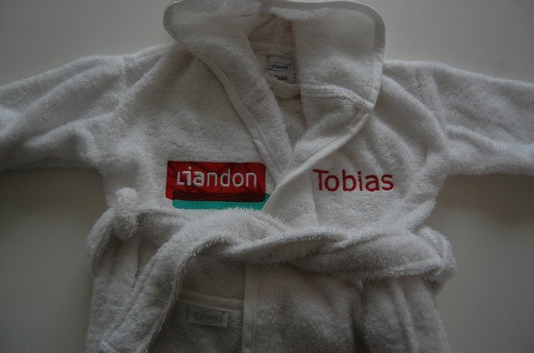 Badjas met naam en logo - Gepersonaliseerd Cadeau