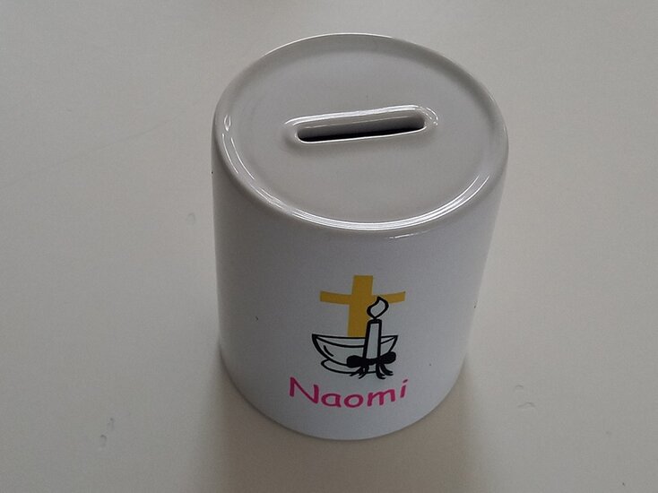 Doopkaars cadeau spaarpot met naam en gouden kruis en kaars| Borduurkado