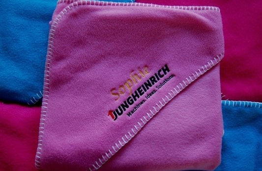 Fleecedeken met logo