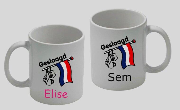 Koffiemok Geslaagd + vlag - Gepersonaliseerd Cadeau - In-house Geborduurd