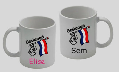 Koffiemok Geslaagd + vlag - Gepersonaliseerd Cadeau - In-house Geborduurd