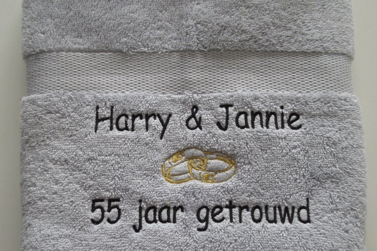 50 jaar getrouwd cadeau met namen - Gepersonaliseerd Cadeau - In-house Geborduurd