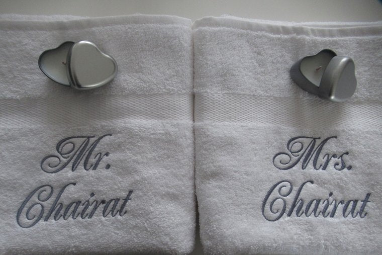 Mr. en Mrs. cadeau - Gepersonaliseerd Cadeau - In-house Geborduurd