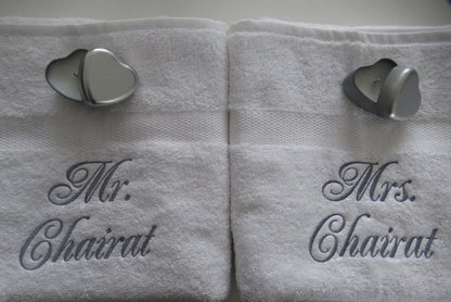 Mr. en Mrs. cadeau - Gepersonaliseerd Cadeau - In-house Geborduurd