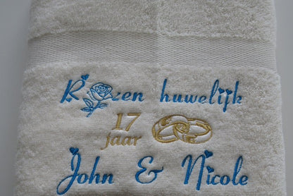 Rozen huwelijk cadeau | 17 jaar getrouwd - Gepersonaliseerd Cadeau - Geborduurd